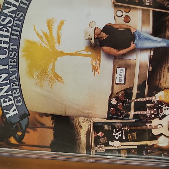 Kenny Chesney Greatest Hits 2 2010 CD good condition - Picture 3 of 7